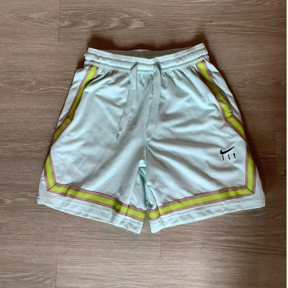 Nike Dri-FIT Fly Crossover Women's Light Blue Basketball Shorts Size XS - Picture 2 of 4